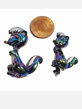 Vintage 60's Skunk Brooches scatter pins Carnival iridescent metal